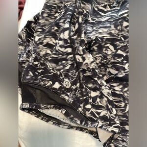 LuluLemon Hotty Hot short